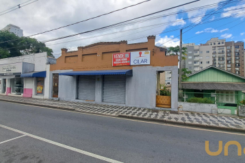 Imobiliária Cilar Vende Terreno no Portão com 480m², Ref. 1007