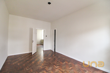 Imobiliária Cilar Vende Apartamento 4 Quartos no Centro com 17