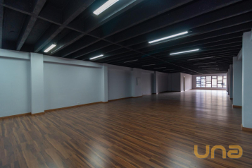 Prédio comercial Praça Osório