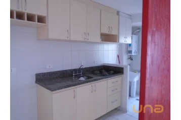 Apartamento com 2 dormitórios para alugar, 50 m² por R$ 1.600,