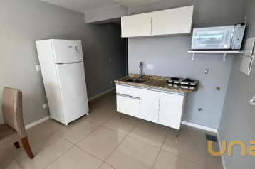 Studio com 1 dormitório para alugar, 38 m² por R$ 1.899/mês - 