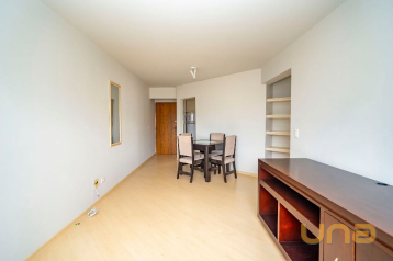 Apartamento com 3 dormitórios à venda, 76 m² por R$ 515.000,00