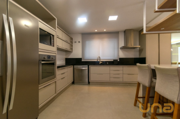 Casa em Condomínio no Jardim Padre Jose De Anchieta de 260,54 