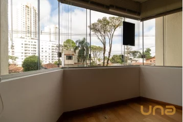 Apartamento no Cristo Rei de 105,59 m² com 3 quartos  - 04912.