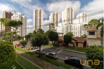 Apartamento no Cristo Rei de 105,59 m² com 3 quartos  - 04912.