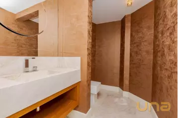 Apartamento 5 suítes no Água Verde