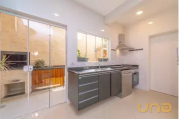 Sobrado em condomínio  - Santa Felicidade