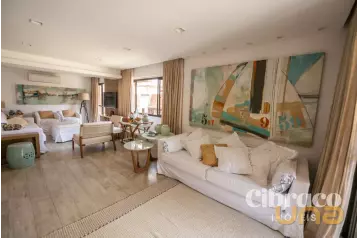 Apartamento com 3 quartos em Caiobá