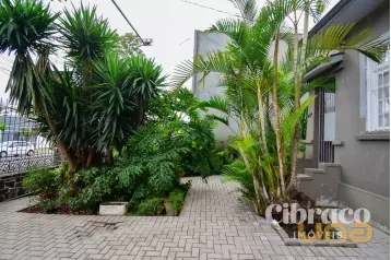 Terreno com 573,15 m² no Mercês