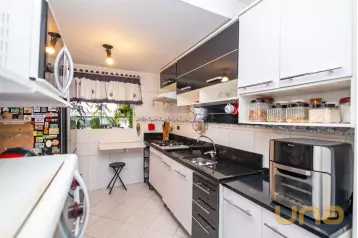 Sobrado a venda no Campo Comprido Curitiba