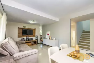 Sobrado à venda no Cascatinha Santa Felicidade Curitiba