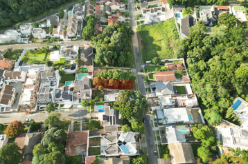 Terreno em SANTA FELICIDADE com 600m²