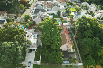 Terreno em SANTA FELICIDADE com 600m²