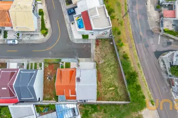Terreno em Condomínio Campo Comprido!