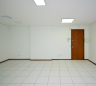 Conjunto comercial com 30,81m² no Centro