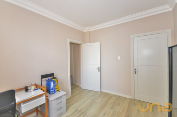 Conjunto à venda por R$ 150.000,00 - Centro - Curitiba/PR