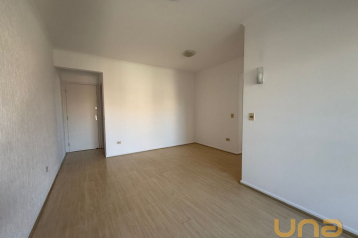 Apartamento com 3 dormitórios à venda, 80 m² por R$ 645.000,00
