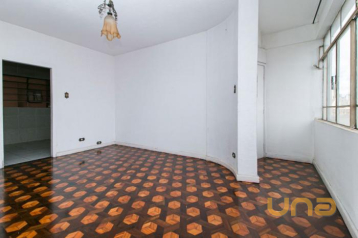 APARTAMENTO COM 3 QUARTOS - ÁREA TOTAL 100,40 m² - CENTRO - RE