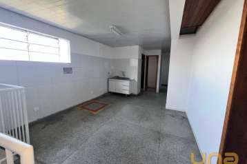Loja e apartamento em SANTA FELICIDADE com 807m²