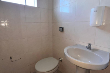 Loja e apartamento em SANTA FELICIDADE com 807m²