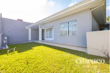 Casa com 3 quartos no Cajuru de 210,50m² 