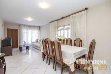 Casa Comercial no Cajuru de 210,50m² 