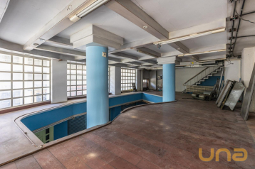 LOJA COM ÁREA TOTAL 405,20m² - CENTRO - REF 6015-RAZÃO