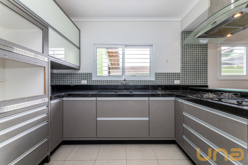 Casa no SÃO JOÃO com 300m²