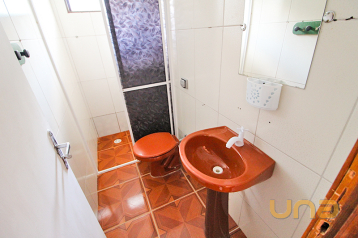 Imobiliária Cilar Aluga Casa 2 Quartos no Vila Guarani com 80m