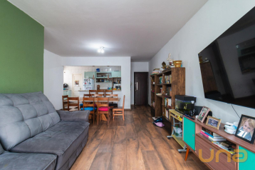 APARTAMENTO COM 3 QUARTOS - ÁREA TOTAL DE 134,10 m² - CENTRO -