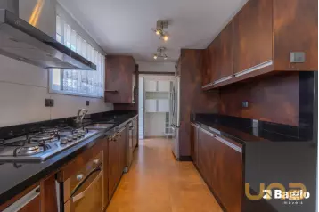 Casa térrea  em condomínio em Santa Felicidade 2 suites