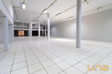EXCELENTE PRÉDIO COMERCIAL NO CENTRO - 1.015 M² DE CONSTRUÇÃO 