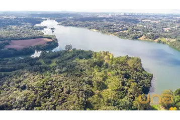 Chácara com frente para a represa do Passaúna