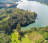 Chácara com frente para a represa do Passaúna