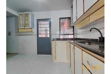 Casa no Santa Candida de 261 m² com 3 quartos  - 213918-I2
