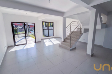 Sobrado à venda, 140 m² por R$ 780.000,00 - Canoas - Pontal do