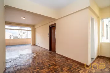 Apartamento com 3 quartos no Centro