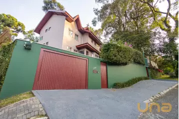 Casa Parque Barigui com Quintal