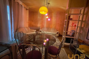 Apartamento com 2 dormitórios para alugar, 71 m² por R$ 2.845,