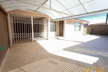 Casa no Água Verde de 224 m² com 3 quartos  - 214027-I2