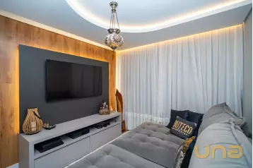 Apartamento reformado com 3 quartos à venda no Centro