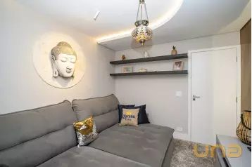 Apartamento reformado com 3 quartos à venda no Centro