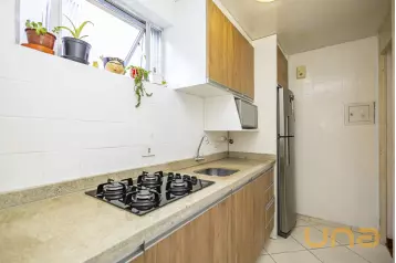 Apartamento com 3 quartos no Novo Mundo