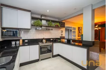 Sobrado 5 quartos Abranches