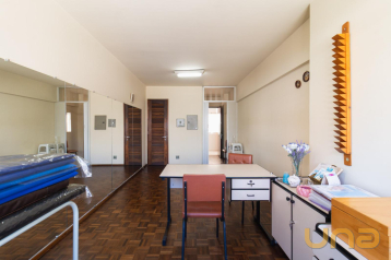 SALA COMERCIAL COM ÁREA TOTAL 34,02m² - CENTRO - REF 6058-RAZÃ