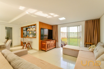 Casa à venda, 256 m² por R$ 1.980.000,00 - São Lourenço - Curi