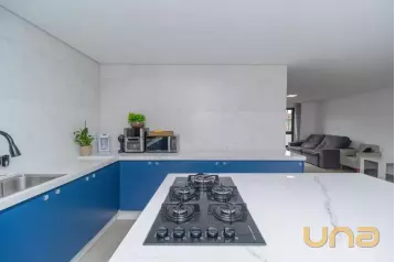 Sobrado a venda no Portão