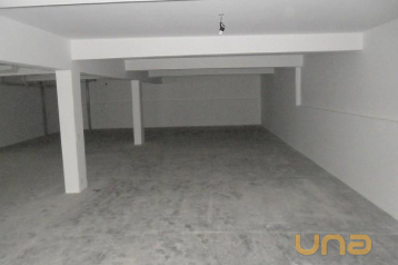 Loja no Água Verde de 171,30 m²  - 02560.014-RZ