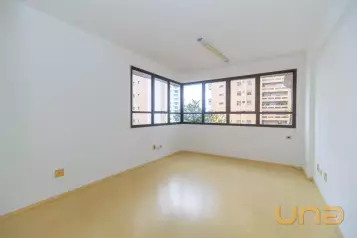 Sala/Conjunto Comercial no Agua Verde de 48,68 m²  - BG0497200