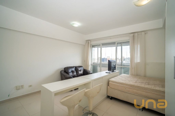 Apartamento com 1 dormitório para alugar, 32 m² por R$ 2.910,0